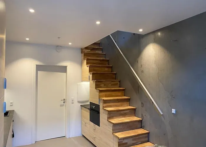 House In New York Style אורהוס
