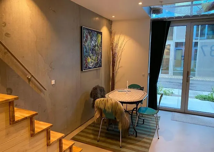 Apartment House In New York Style